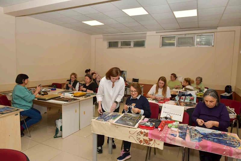 Esenyurt Belediyesi’nden kültür sanata tam destek

