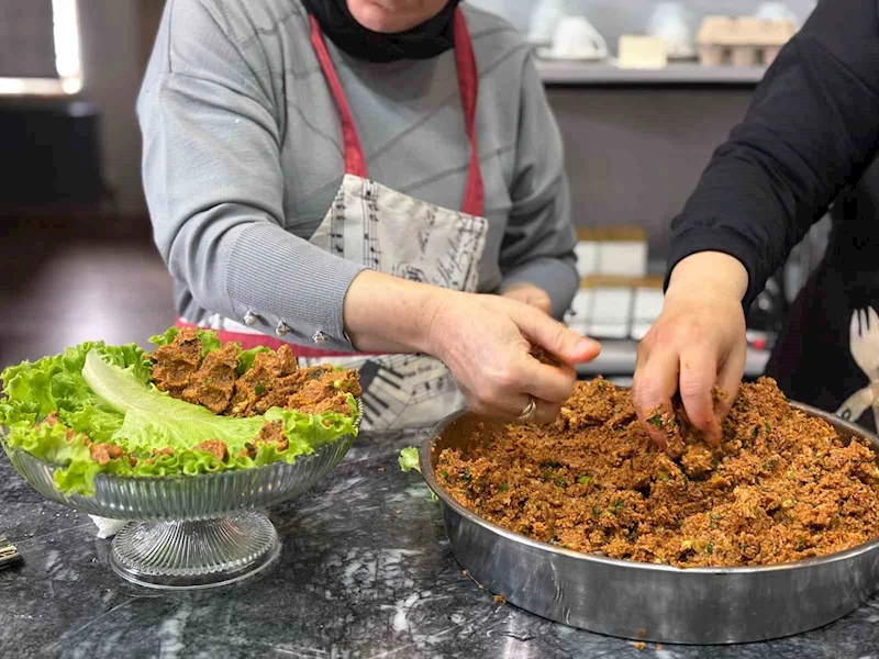 Gastro Sincan’ın eski kursiyerleri hünerlerini sergiledi

