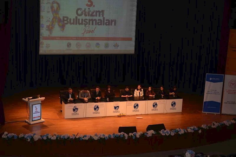 Otizm spektrum bozukluğuna dikkat çektiler
