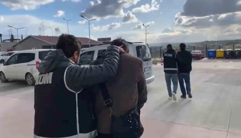 Yalova’da tefeci operasyonunda 3 gözaltı
