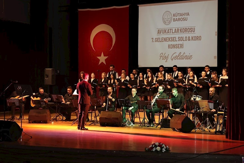 Avukatların sesinden yankılanan konser ilgi gördü
