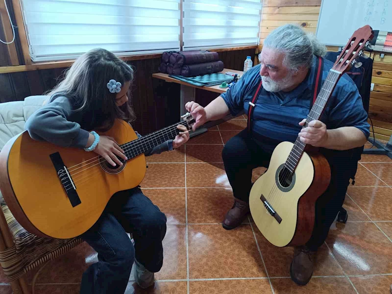 Başiskele’de müzik eğitimlerine devam
