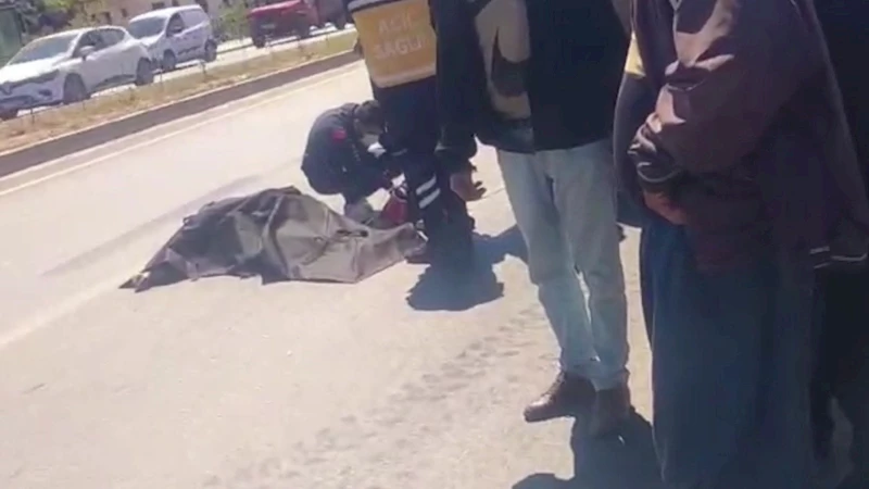 Mersin’de kamyonetin çarptığı yaşlı adam hayatını kaybetti
