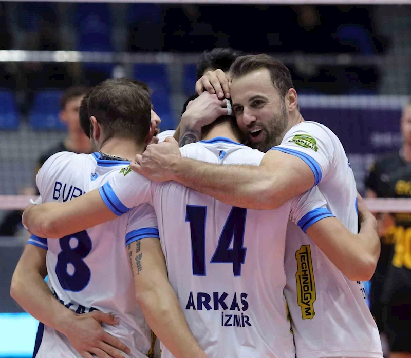Arkas Spor’un konuğu Ziraat Bankkart
