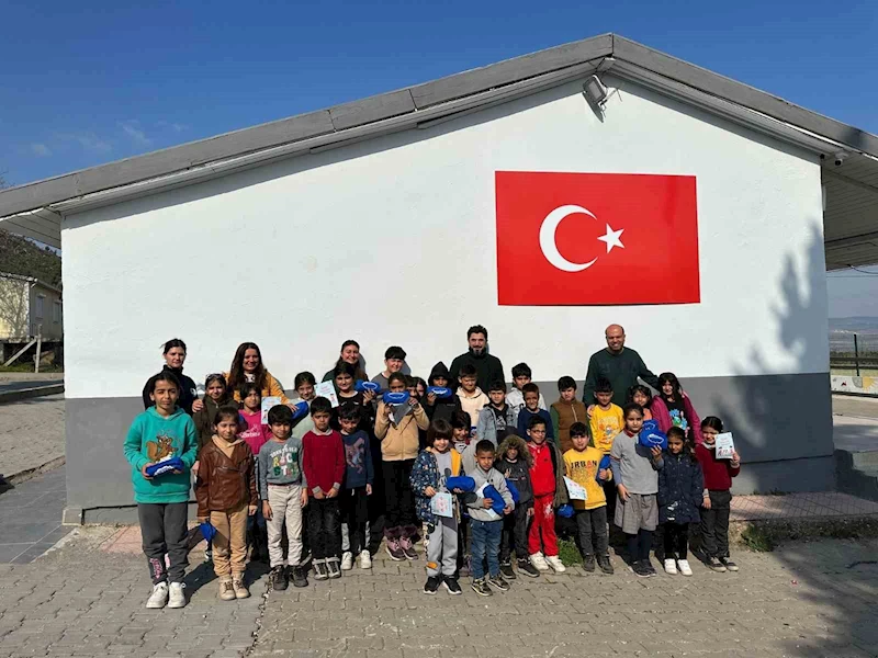 Miniklere ağız ve diş sağlığı taraması devam ediyor
