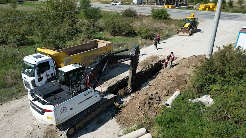 Düzce’de 4 bin 379 metre kanalizasyon hattı çekildi
