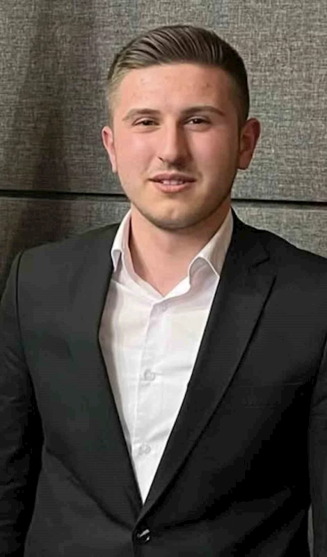Genç işadamı evinin pencerisinden aşağıya düştü

