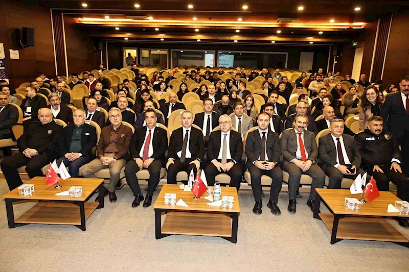 Özdemir: 