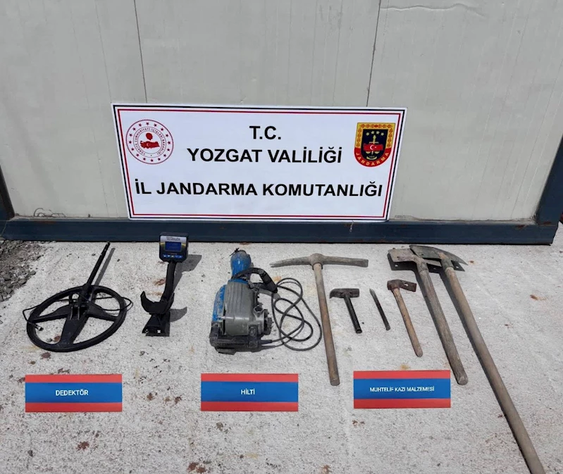 Define avcılarına jandarmadan suçüstü
