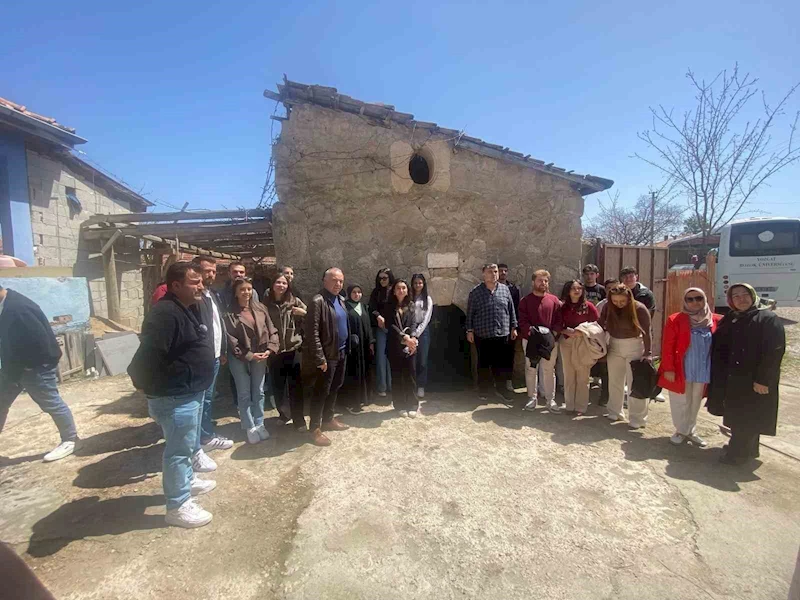 Öğrenciler Sarıkaya’nın turistik yerlerini gezdi
