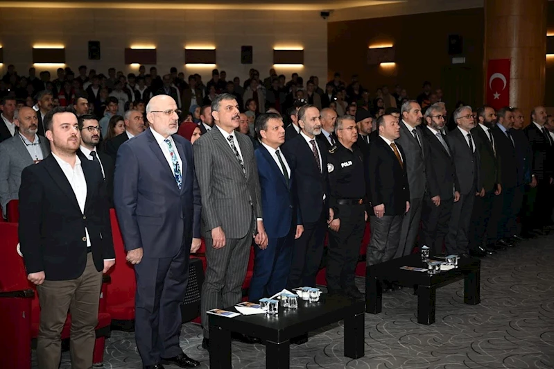 Genç muhafızlar hafızlık yarışması Erzurum’da yapıldı
