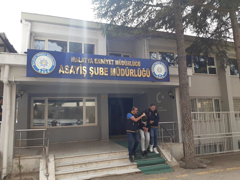 Malatya’da ilginç dolandırıcılık olayı: Bilezik siparişini sahibi gibi alarak kuyumcuyu dolandırdı
