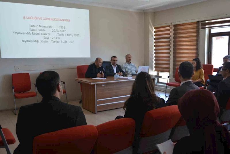 İl Sağlık Müdürlüğü’nde iş sağlığı ve güvenliği toplantısı yapıldı
