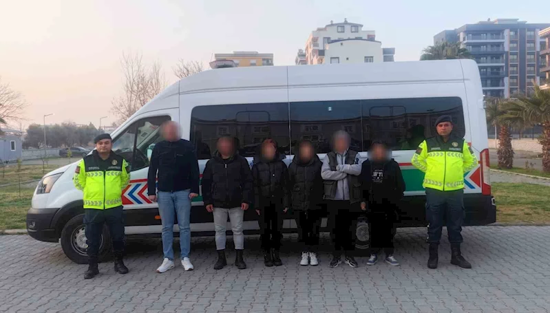 Jandarmanın yol kontrolünde yakalandılar
