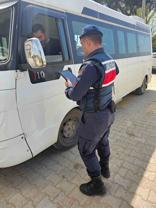 İncirliova’da okul servis araçları denetlendi
