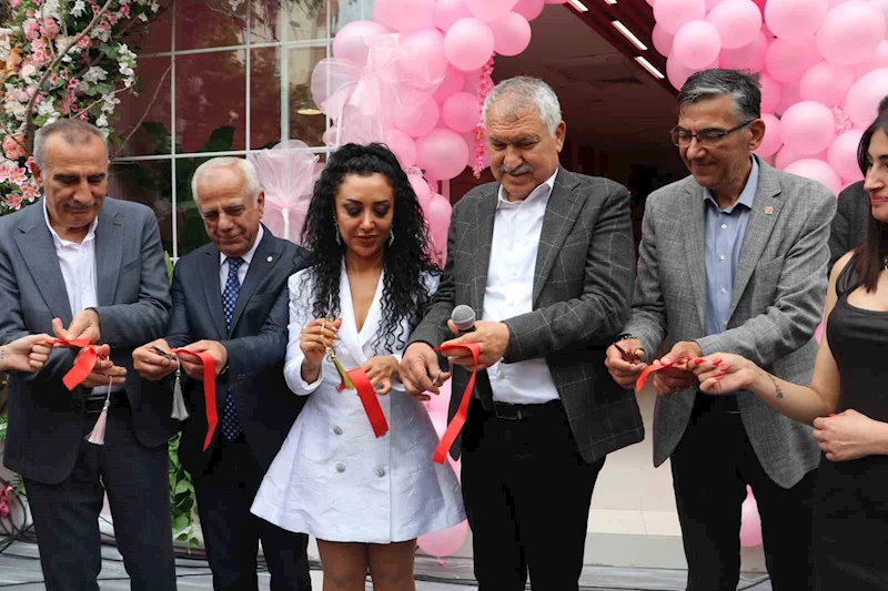 Açılışını Başkan Karalar’ın yaptığı güzellik merkezi mağdurları haklarını almak istiyor
