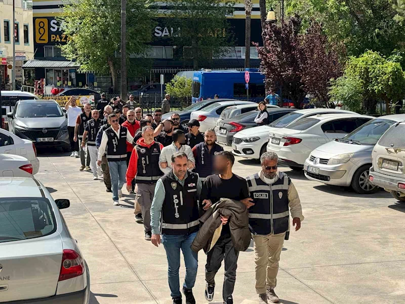 Birçok suçtan adliyeye sevk edilen şüpheliler: 