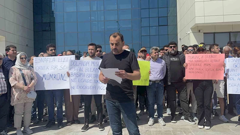 Marmaris’te esnaftan belediyeye tepki: 