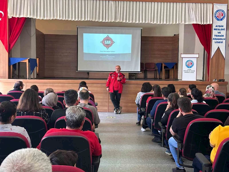 Aydın Mesleki ve Teknik Anadolu Lisesi’nde velilere Afet Bilinci Konferansı
