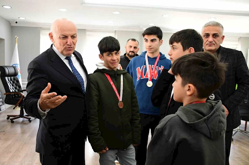 Başkan Kul: 