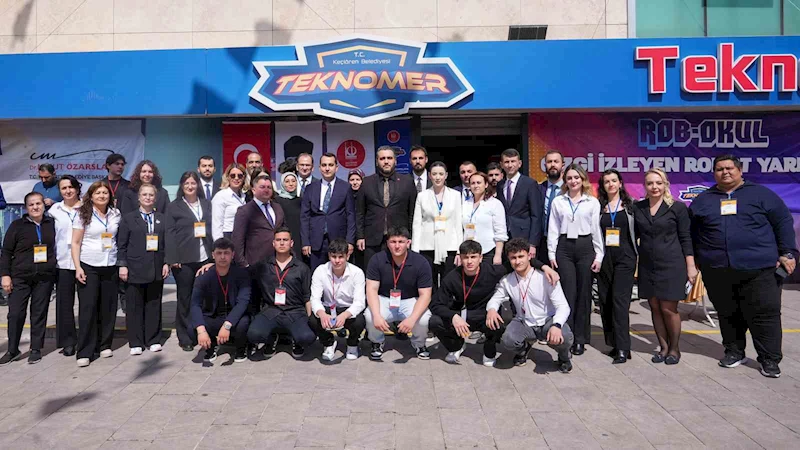 Robot yarışmasında ödüller sahiplerini buldu
