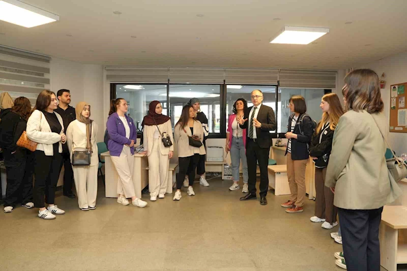 Büyükşehir Belediyesi Almanya’dan gelen öğrencileri misafir etti
