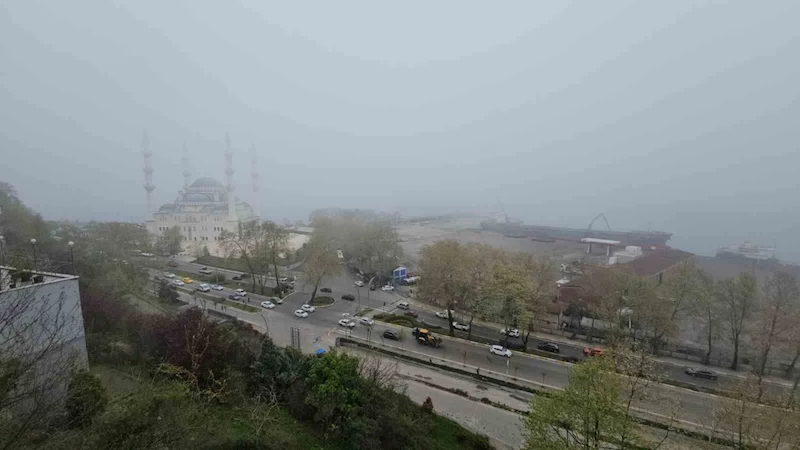 Zonguldak’ta yoğun sis etkili oldu
