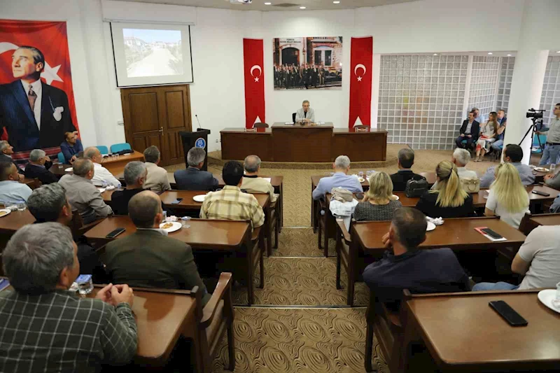 Başkan Tetik muhtarlarla istişare toplantısında buluştu
