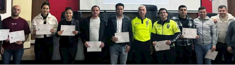 Trafik ekiplerine uyuşturucu test cihazı kullanıcı eğitimi
