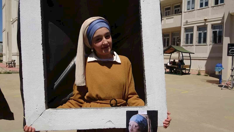 Batman’da öğrenciler atıklardan ’Yürüyen Tablolar’ yaptı
