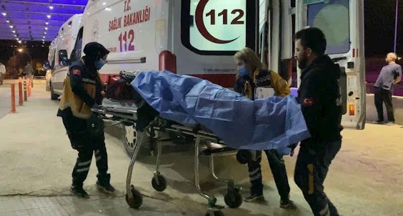 Takla atan otomobil hurdaya döndü: Karı-koca yaralandı
