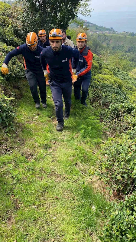 Rize’de teleferik teline takılarak düşen şahıs hayatını kaybetti
