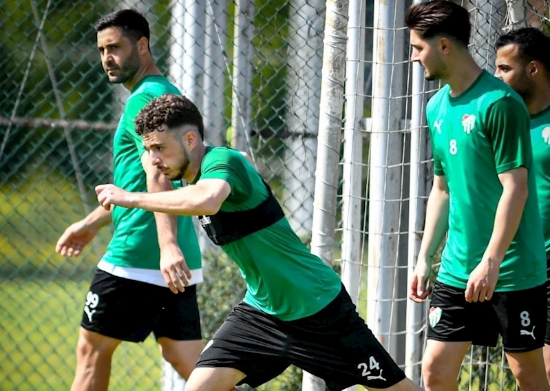 Bursaspor’da Bornova 1877 maçının hazırlıkları tamamlandı

