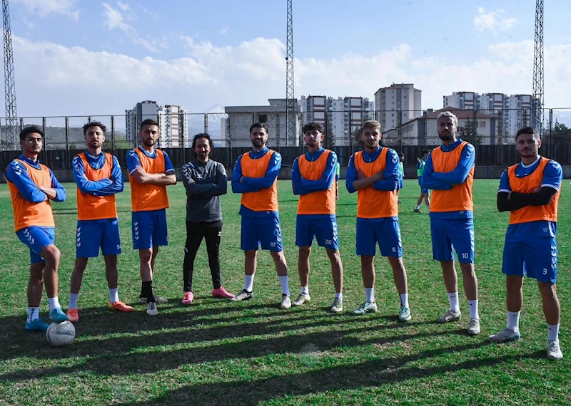 Mavi Siyahlılar, 3 puan hesabında

