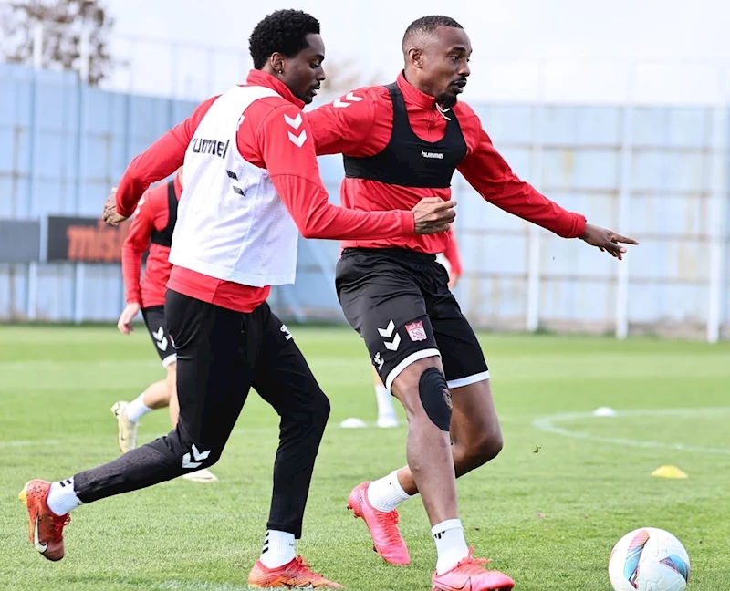 Sivasspor, Antalyaspor maçı hazırlıklarına başladı
