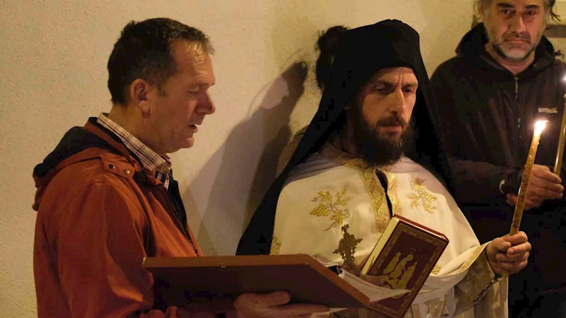 Bozcaada’da Paskalya ayini düzenlendi

