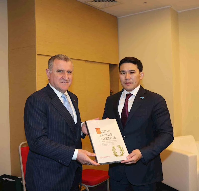 Bakan Bak, Rusya’da mevkidaşı Degtyarev ile görüştü
