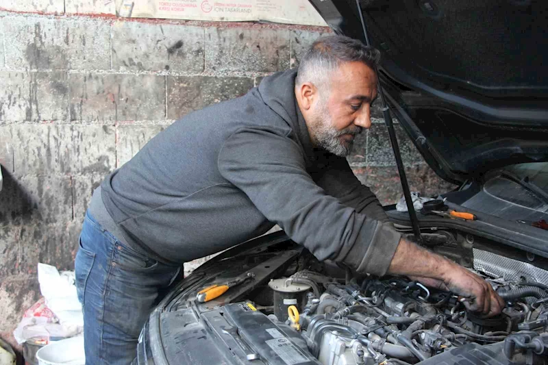 Oto tamirciler aylık 50 bin TL’ye kalifiyeli eleman bulamıyor
