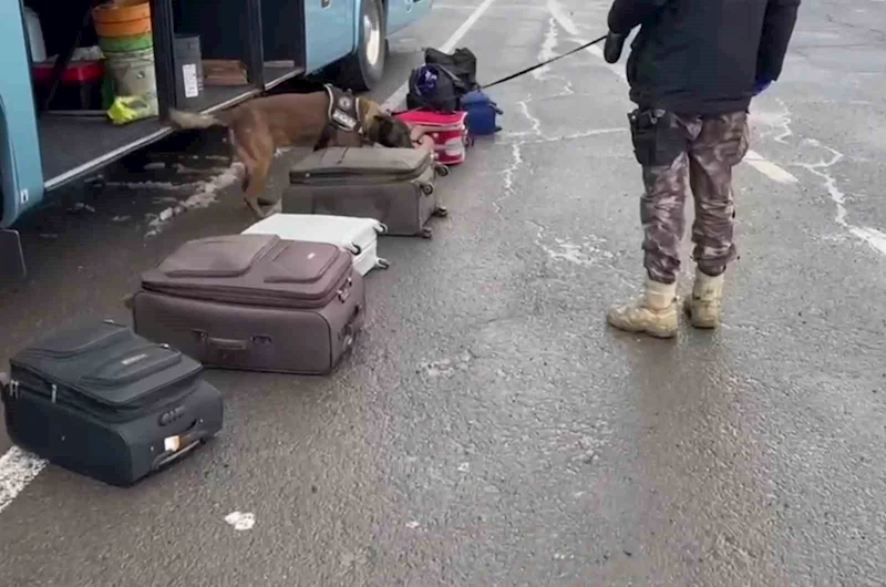 Erzurum polisinden uyuşturucu tacirlerine net mesaj
