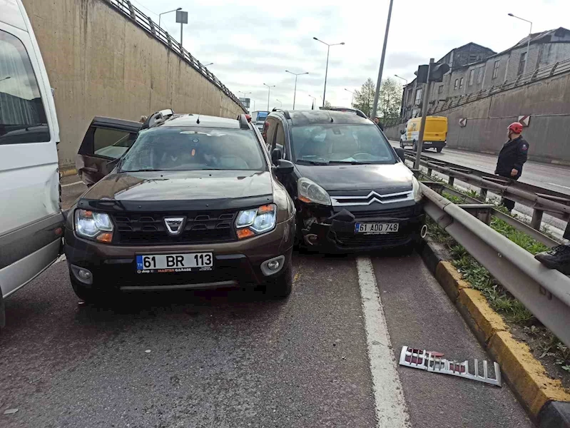 Trabzon’da 25 araç birbirine girdi: 12 yaralı
