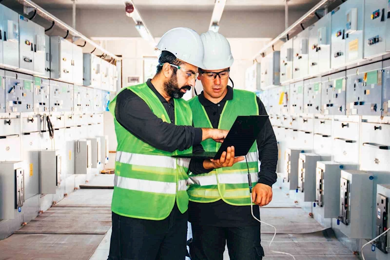 Toroslar EDAŞ bakım ve yatırımları ile geleceğe yatırım yapıyor
