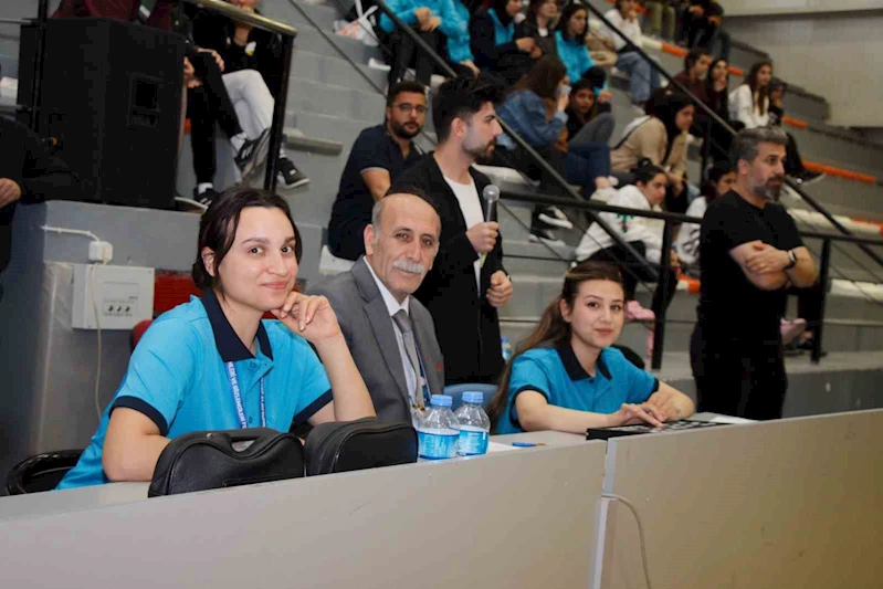 Erciş’te Yurtlig Kız Voleybol Turnuvası tamamlandı
