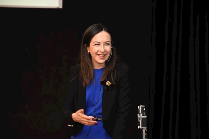 Psikolog Dr. Elif Ünsal Özberk’ten kadınlara farkındalık semineri
