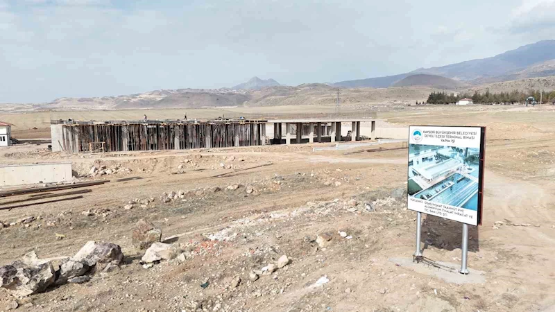 Develi’nin giriş kapısı olacak yeni otobüs terminali inşaatı hızla yükseliyor
