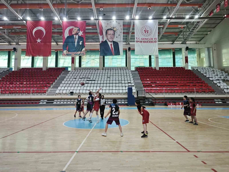 Erzincan’da 23 Nisan Basketbol heyecanı yaşandı
