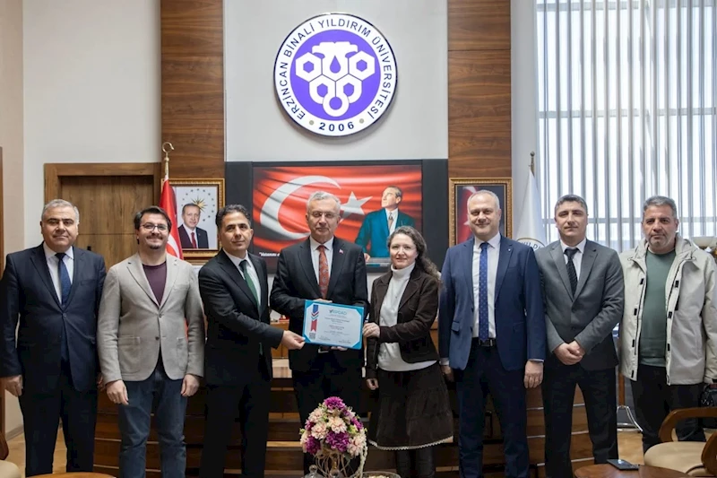 Eğitim Fakültesi tüm anabilim dallarıyla akreditasyonunu tamamladı
