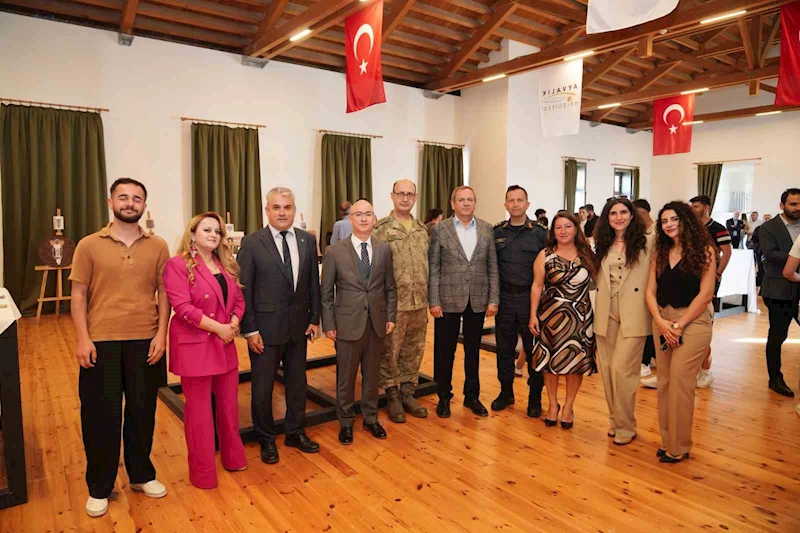 Ayvalık’ın hasat zamanını sergilediler
