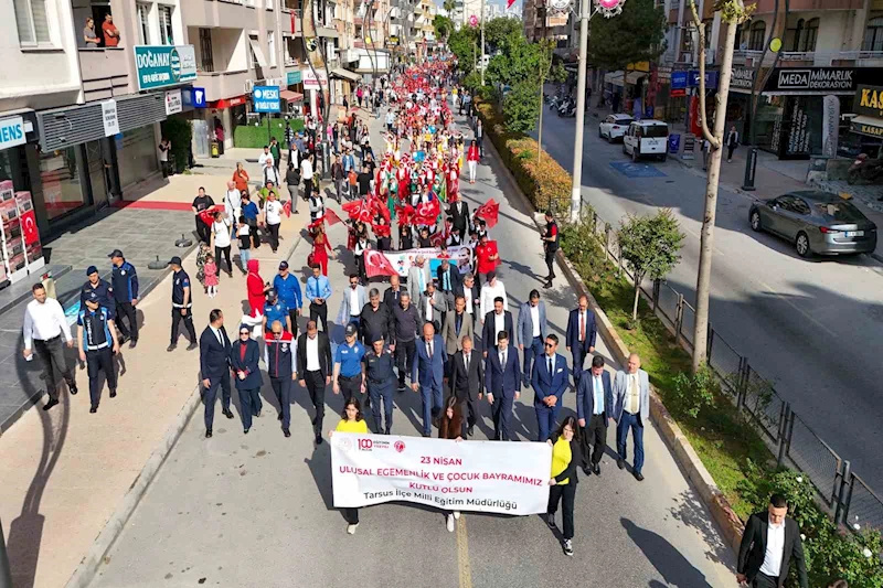 Tarsus, 23 Nisan’ı coşkulu bir şekilde kutladı
