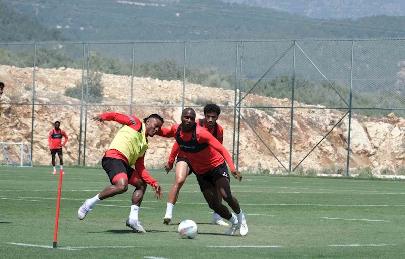 Atakaş Hatayspor, Beşiktaş maçının hazırlıklarına başladı
