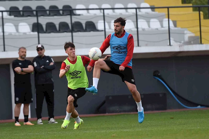 Manisa FK’nın kazanmaktan başka çaresi yok
